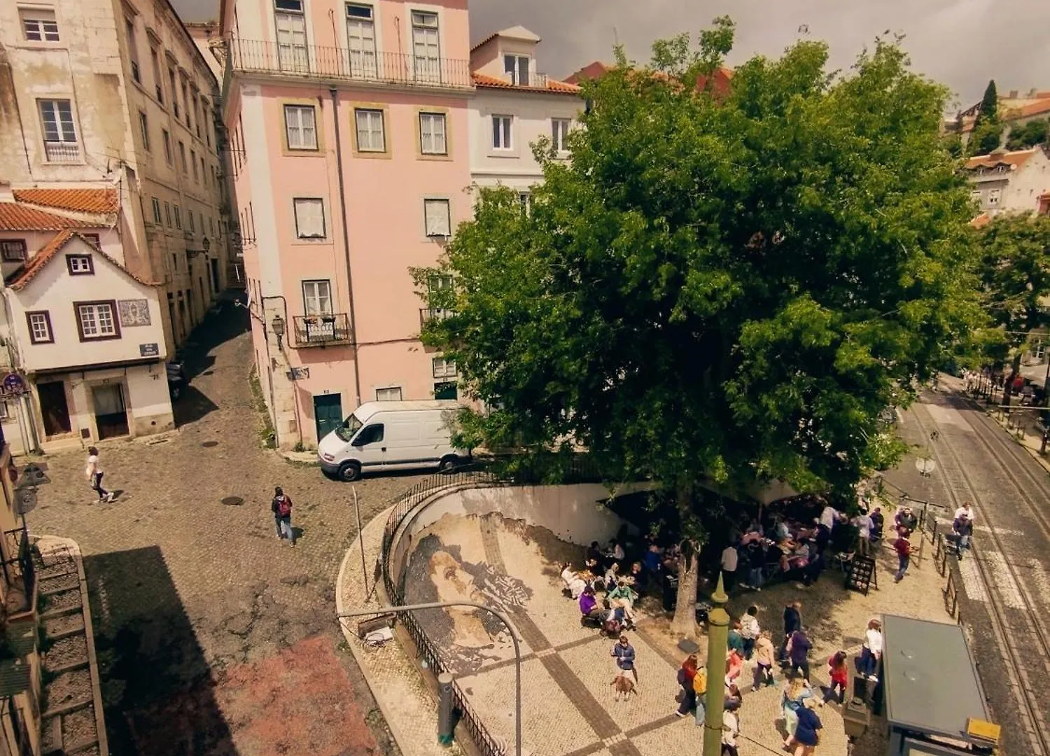Theone Alfama Daire Lisboa 0*,